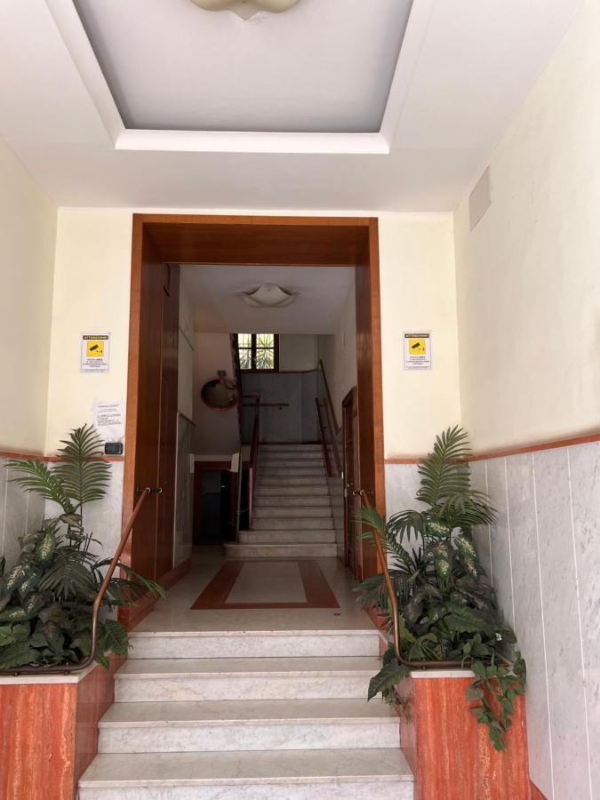 Relais Cavour Napoli Hotel Екстериор снимка